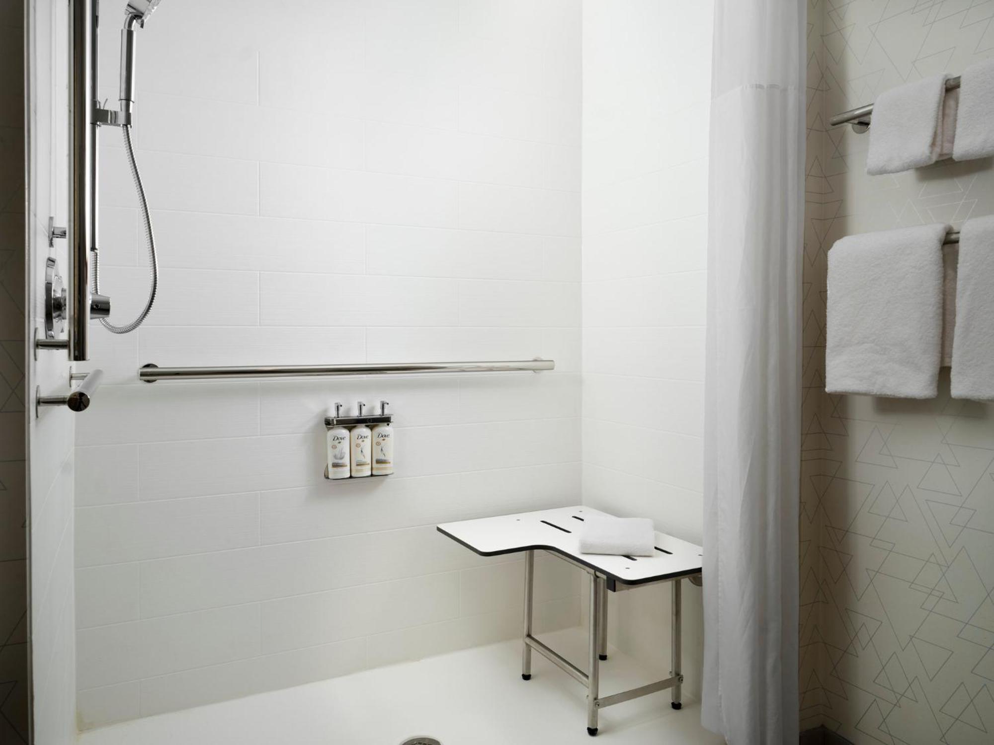 Holiday Inn Express & Suites Lima By Ihg Zewnętrze zdjęcie